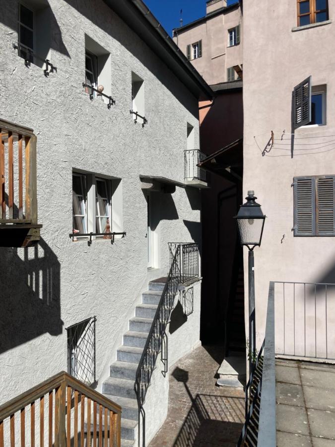 La Lombardie - Charme Et Tranquillite Sion Exteriér fotografie