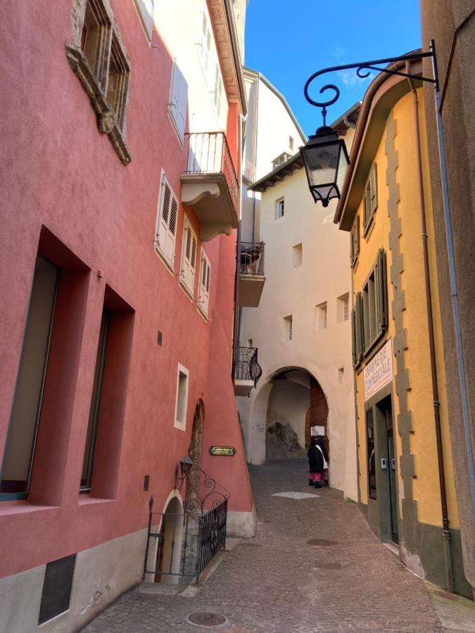 La Lombardie - Charme Et Tranquillite Sion Exteriér fotografie